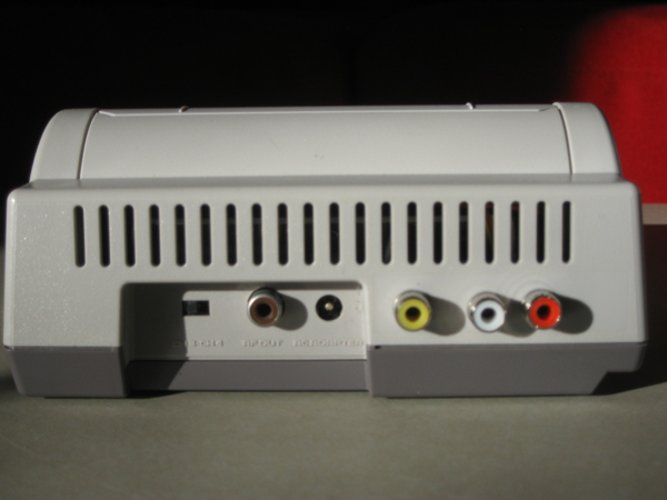 NES toploader with AV outputs